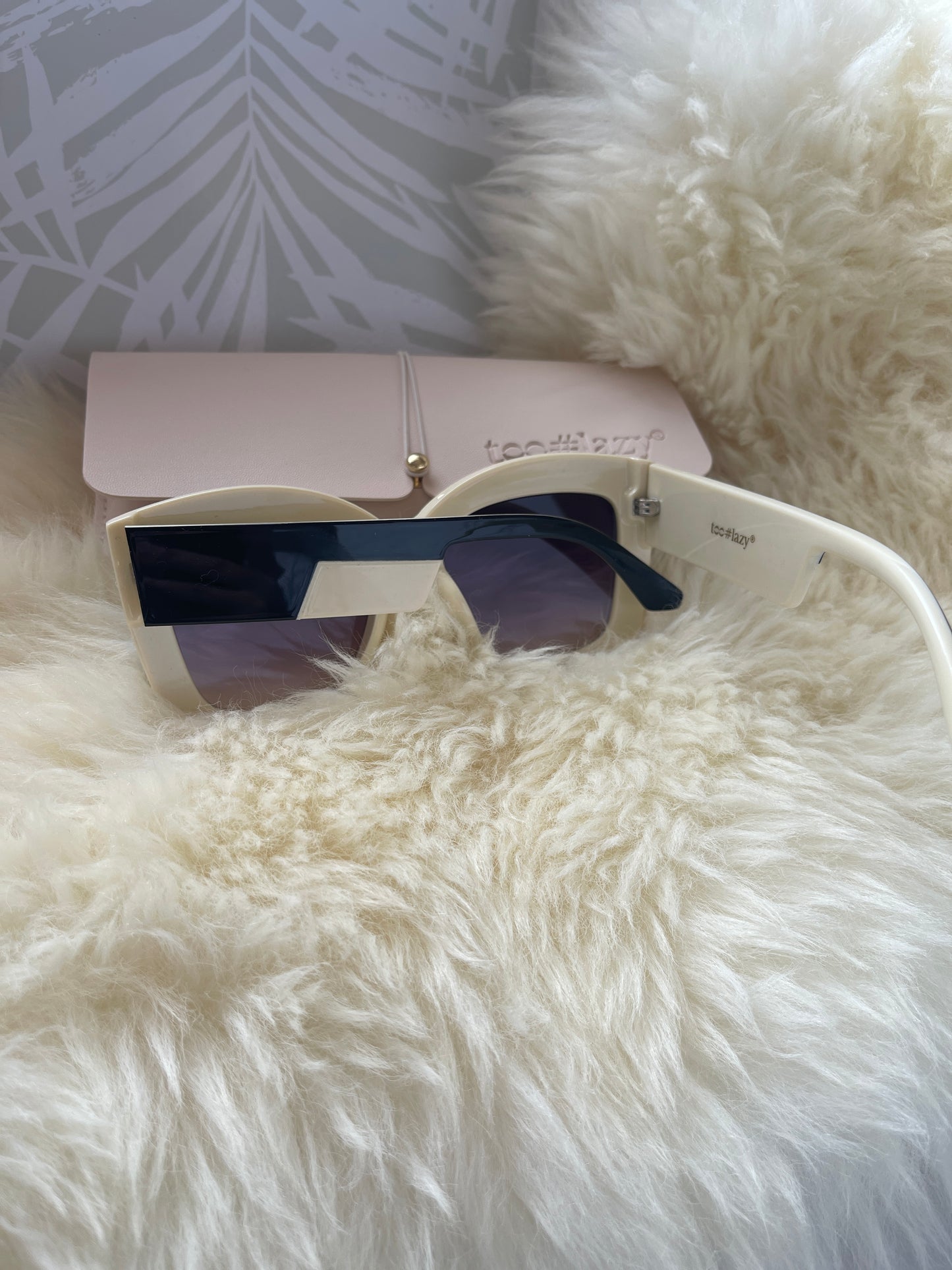 Too Lazy Sunglasses JR1641JD