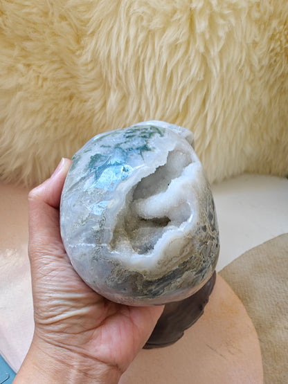 Druzy Moss Agate Skull