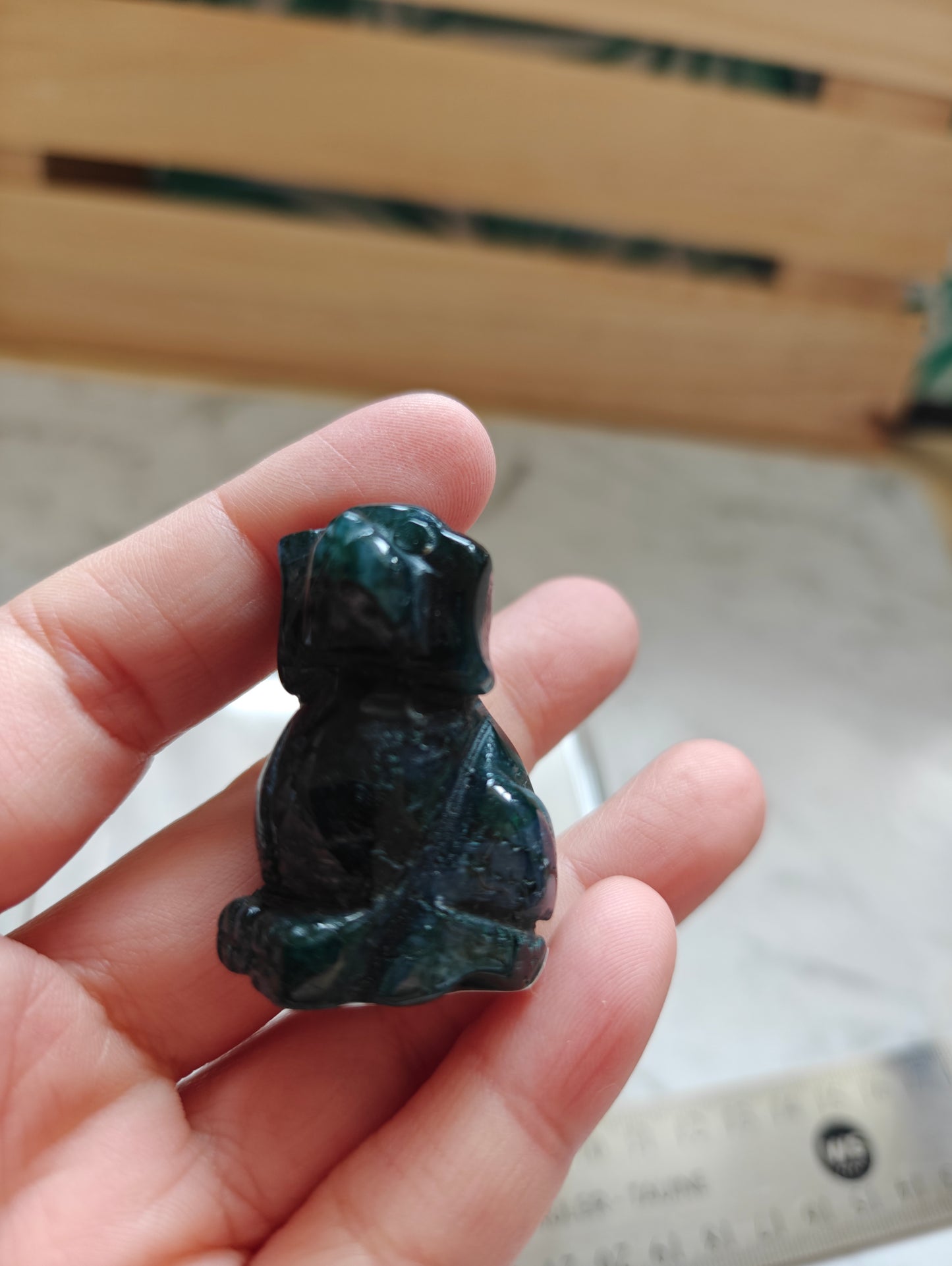 Crystal Carving-Moss Agate Dog