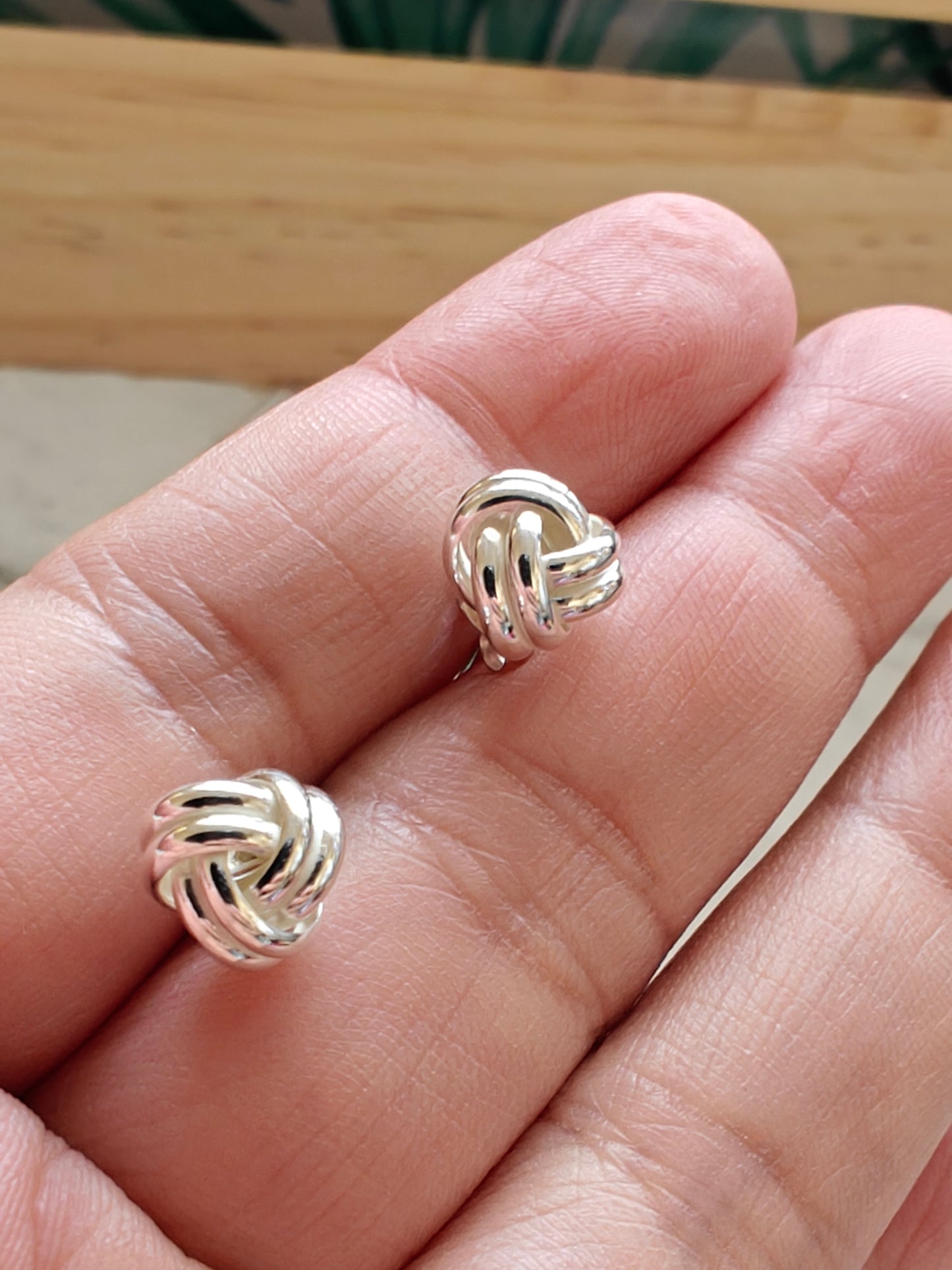 Earrings-Sterling Silver 925 Stud Knot