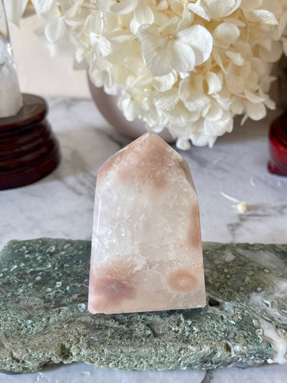 Flower Agate Druzy Point